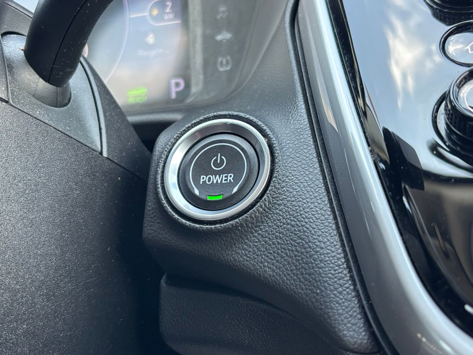 Used 2023 Chevrolet Bolt EUV LT FWD image 7