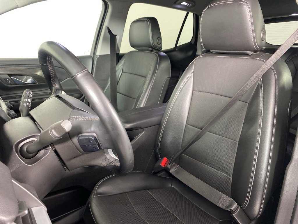 Used 2023 GMC Terrain SLT image 15