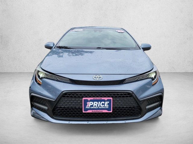 Used 2020 Toyota Corolla SE w/ SE Premium Package FWD image 2
