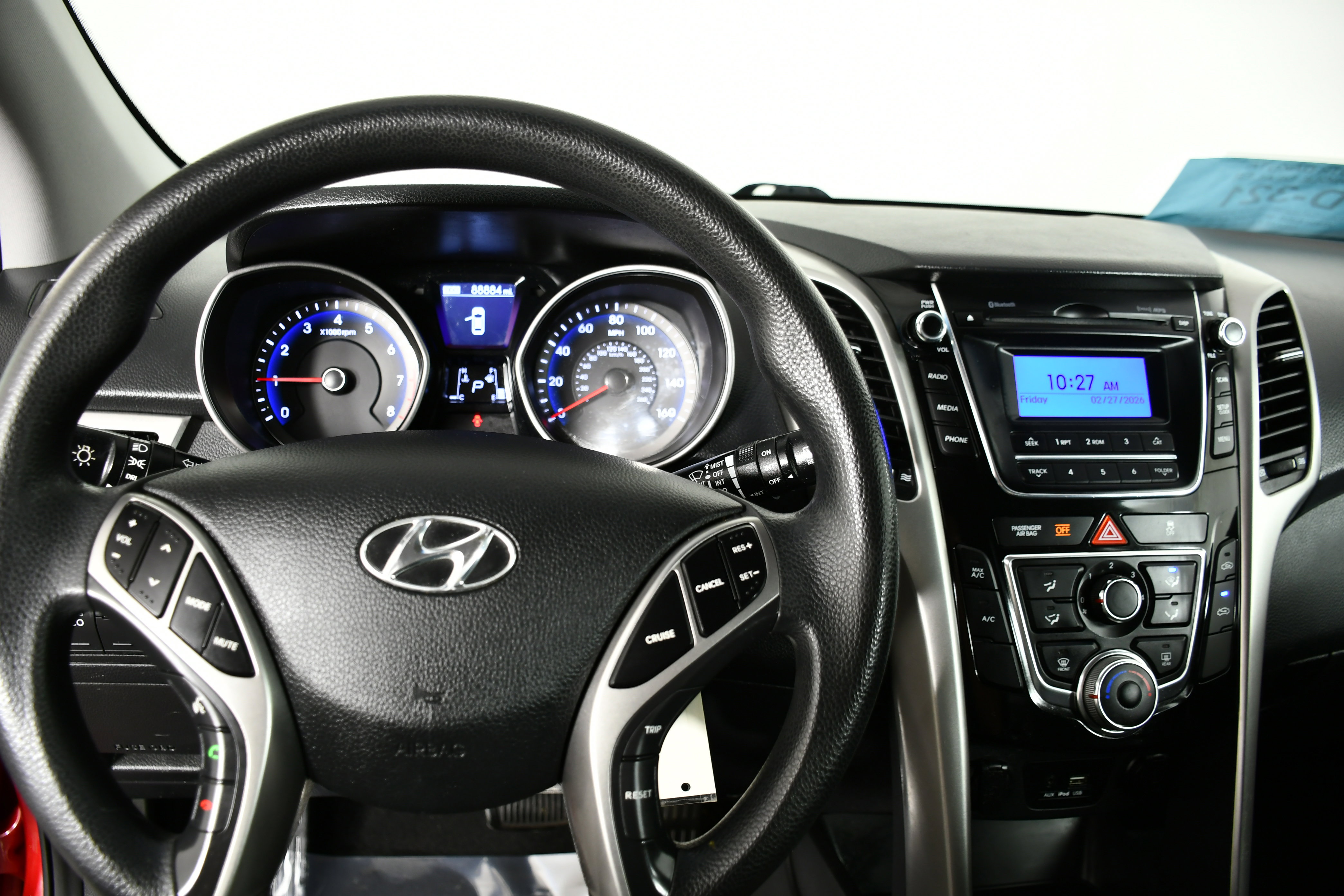 Used 2017 Hyundai Elantra GT image 16