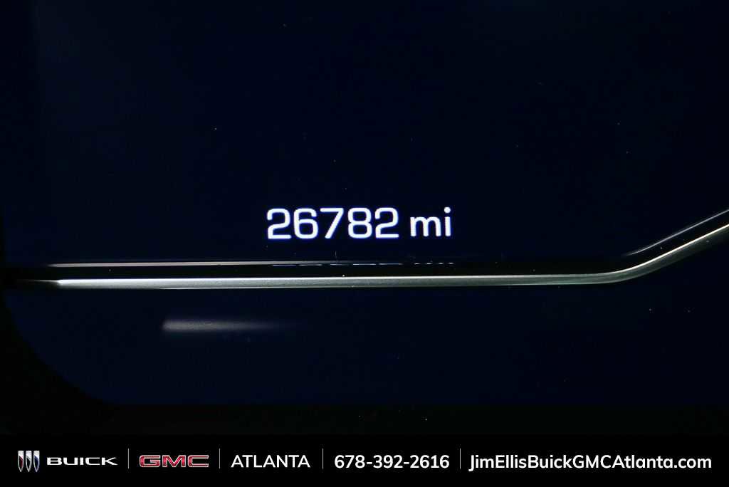 Used 2025 GMC Sierra 1500 Denali w/ Technology Package AWD/4WD image 9