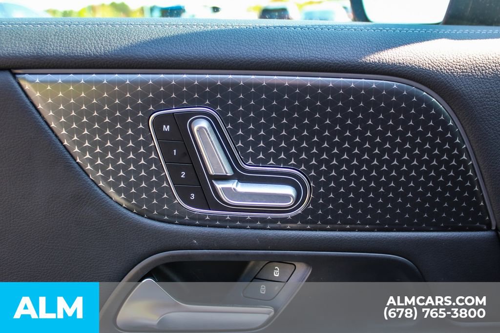 Used 2024 Mercedes-Benz EQB 250+ image 39