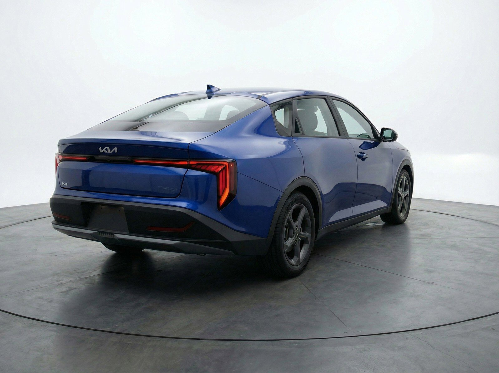 Used 2025 Kia K4 LXS image 9