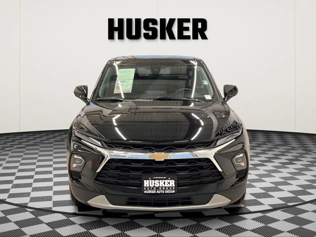 Certified 2025 Chevrolet Blazer LT FWD image 3