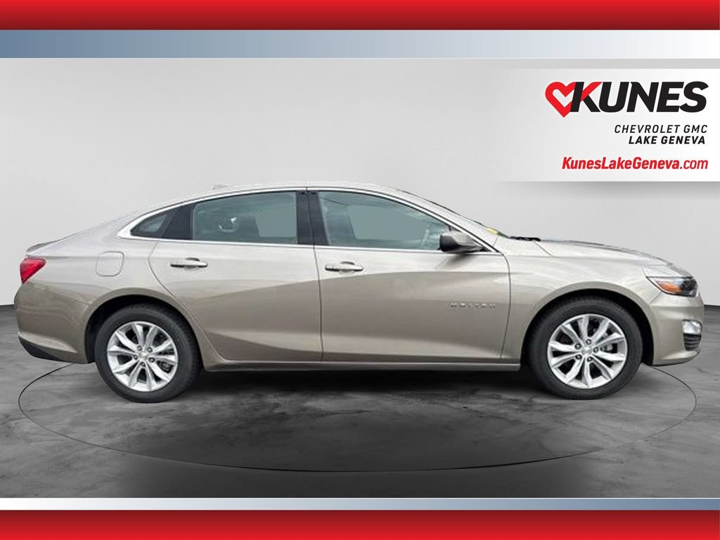 Used 2025 Chevrolet Malibu LT FWD image 3