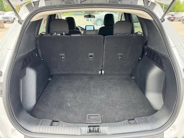 Used 2025 Ford Escape Active AWD/4WD image 16