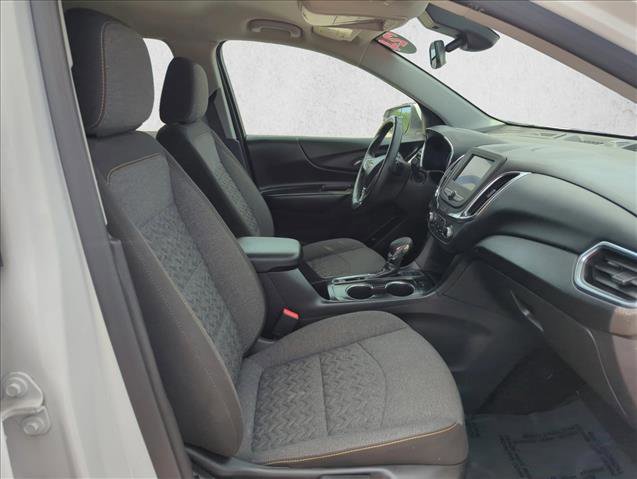 Used 2024 Chevrolet Equinox LT AWD/4WD image 22