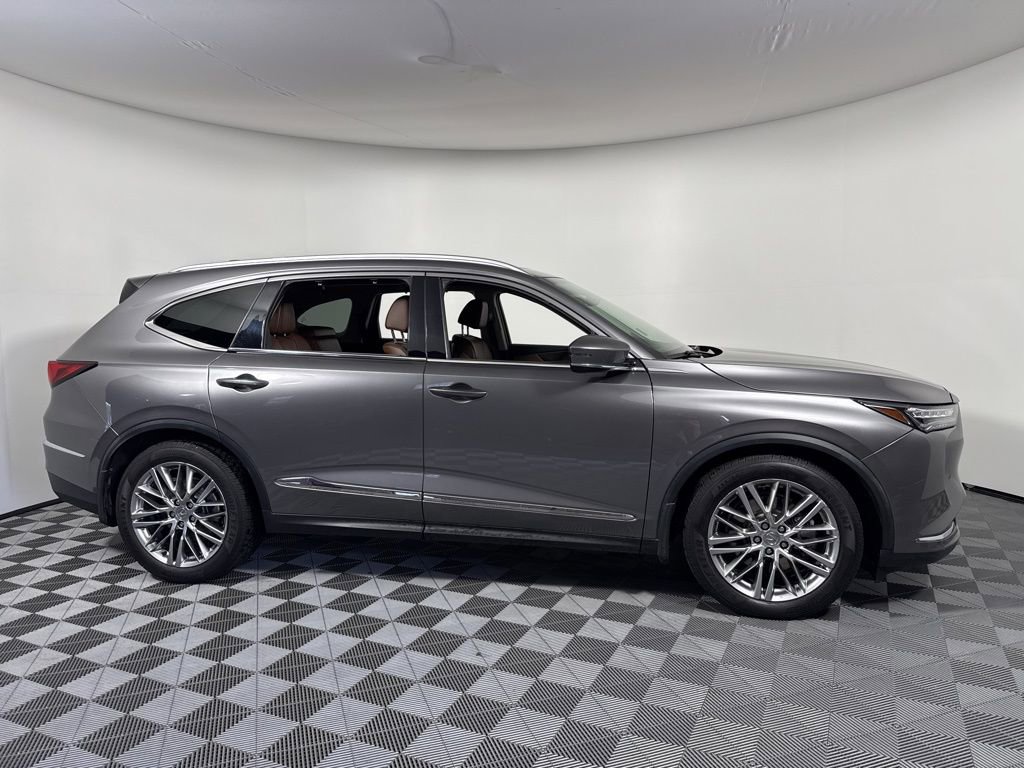 Used 2023 Acura MDX SH-AWD w/ Advance Package image 8