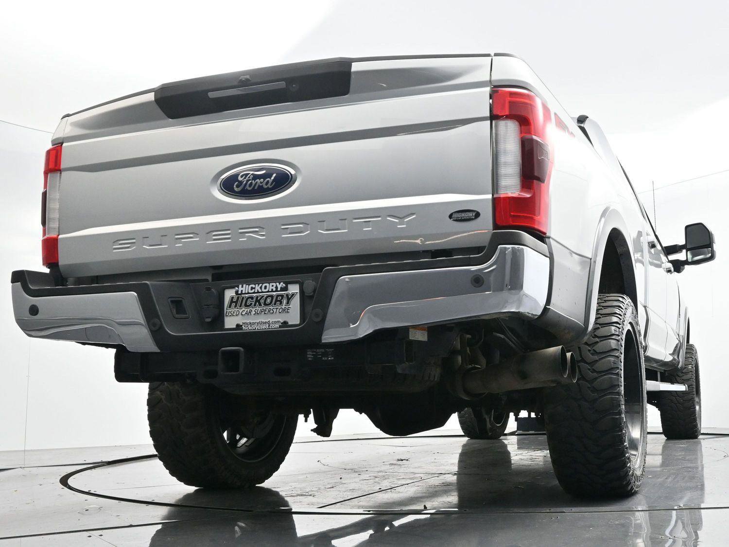 Used 2019 Ford F250 Lariat w/ Lariat Ultimate Package image 55