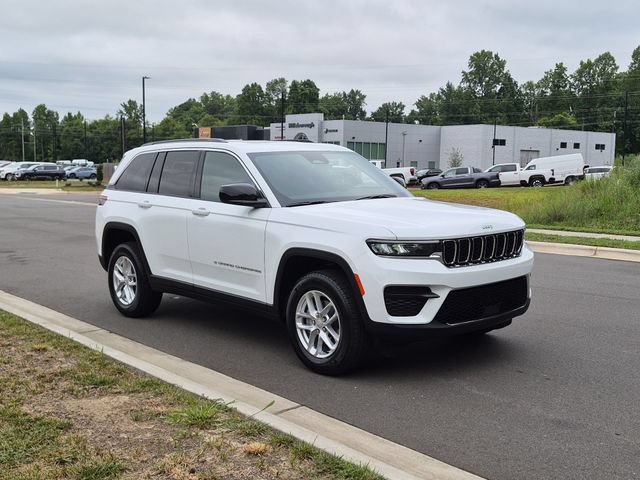 New 2026 Jeep Grand Cherokee Laredo X RWD image 15