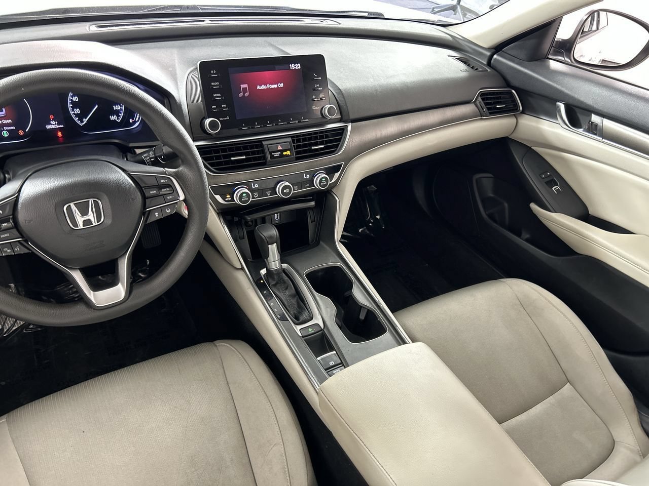 Used 2018 Honda Accord LX image 22
