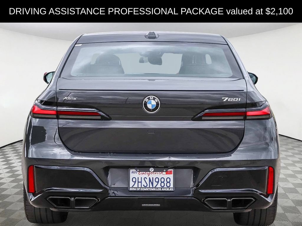 Used 2023 BMW 760i xDrive w/ Luxury Rear Seating Package AWD/4WD image 5