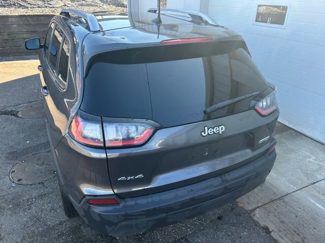 Certified 2019 Jeep Cherokee Latitude Plus w/ Comfort/Convenience Group image 4