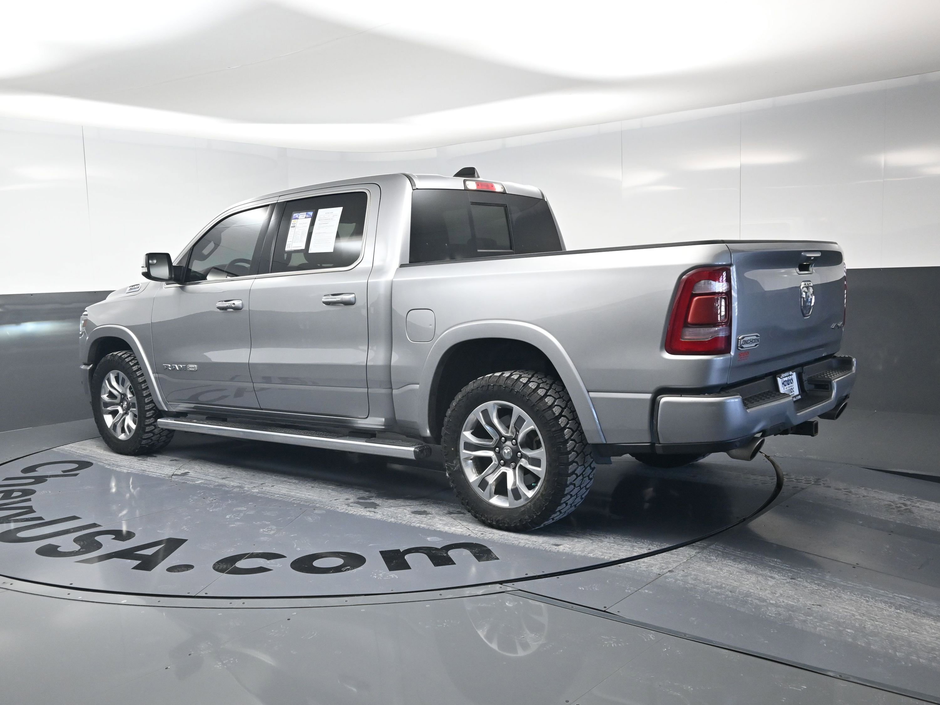 Used 2022 RAM 1500 Limited w/ Body Color Bumper Group image 7