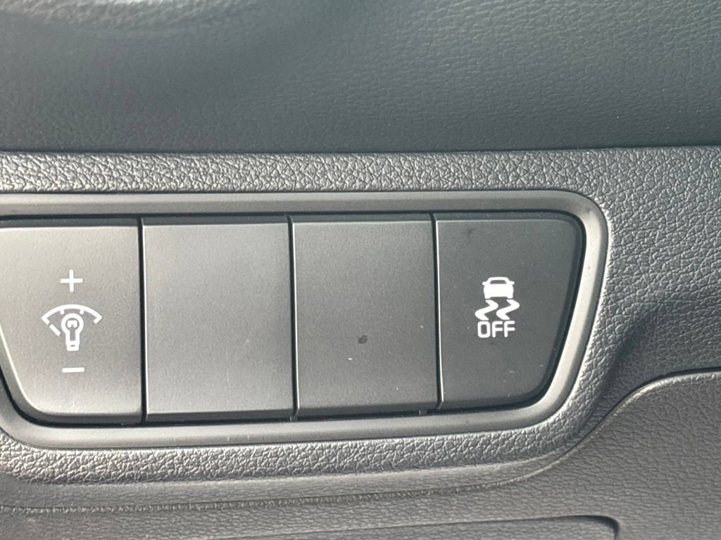 Certified 2023 Kia Forte LXS FWD image 20