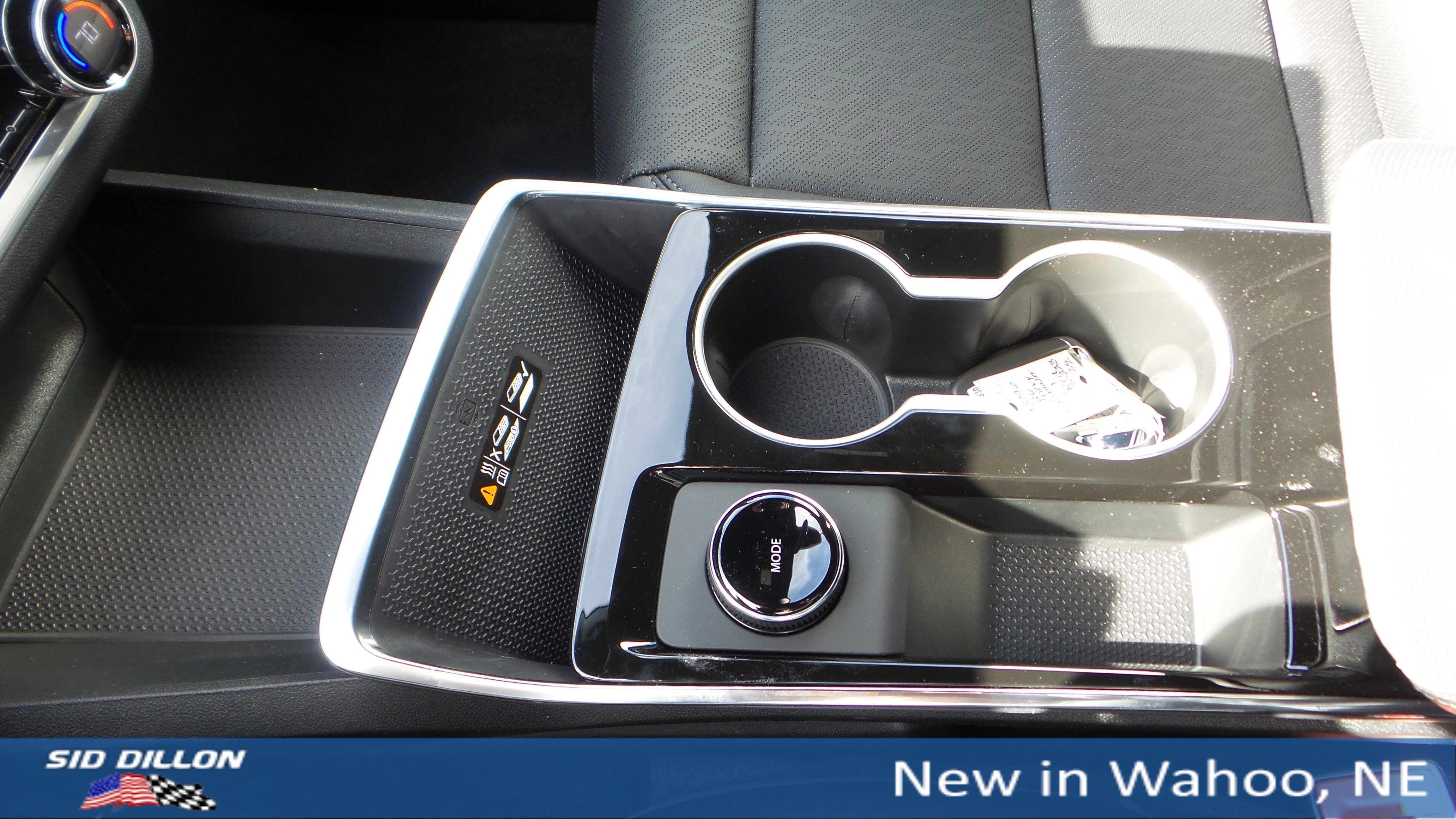 New 2026 Chevrolet Equinox LT w/ Convenience Package II image 17