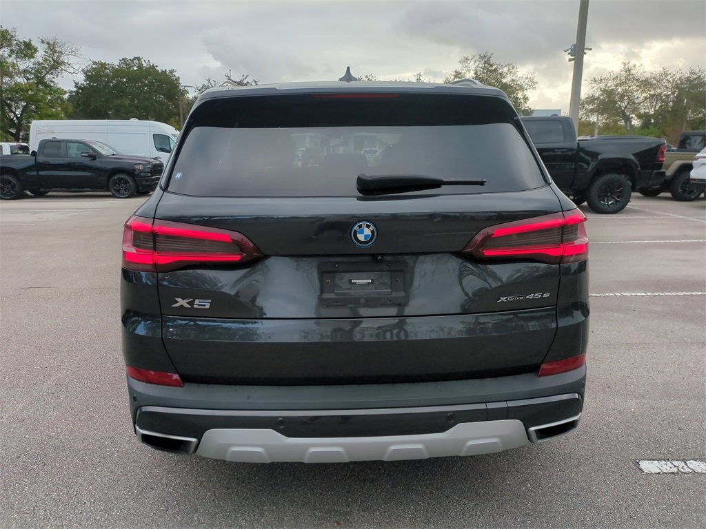 Used 2022 BMW X5 xDrive45e w/ Premium Package image 7