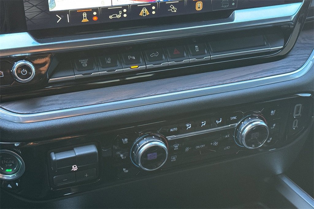 Used 2024 GMC Sierra 2500 SLT w/ SLT Premium Package image 20