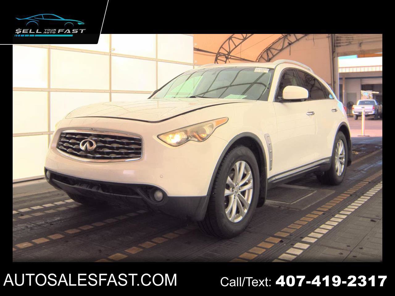 Used 2009 INFINITI FX35 2WD w/ Navigation Pkg image 1