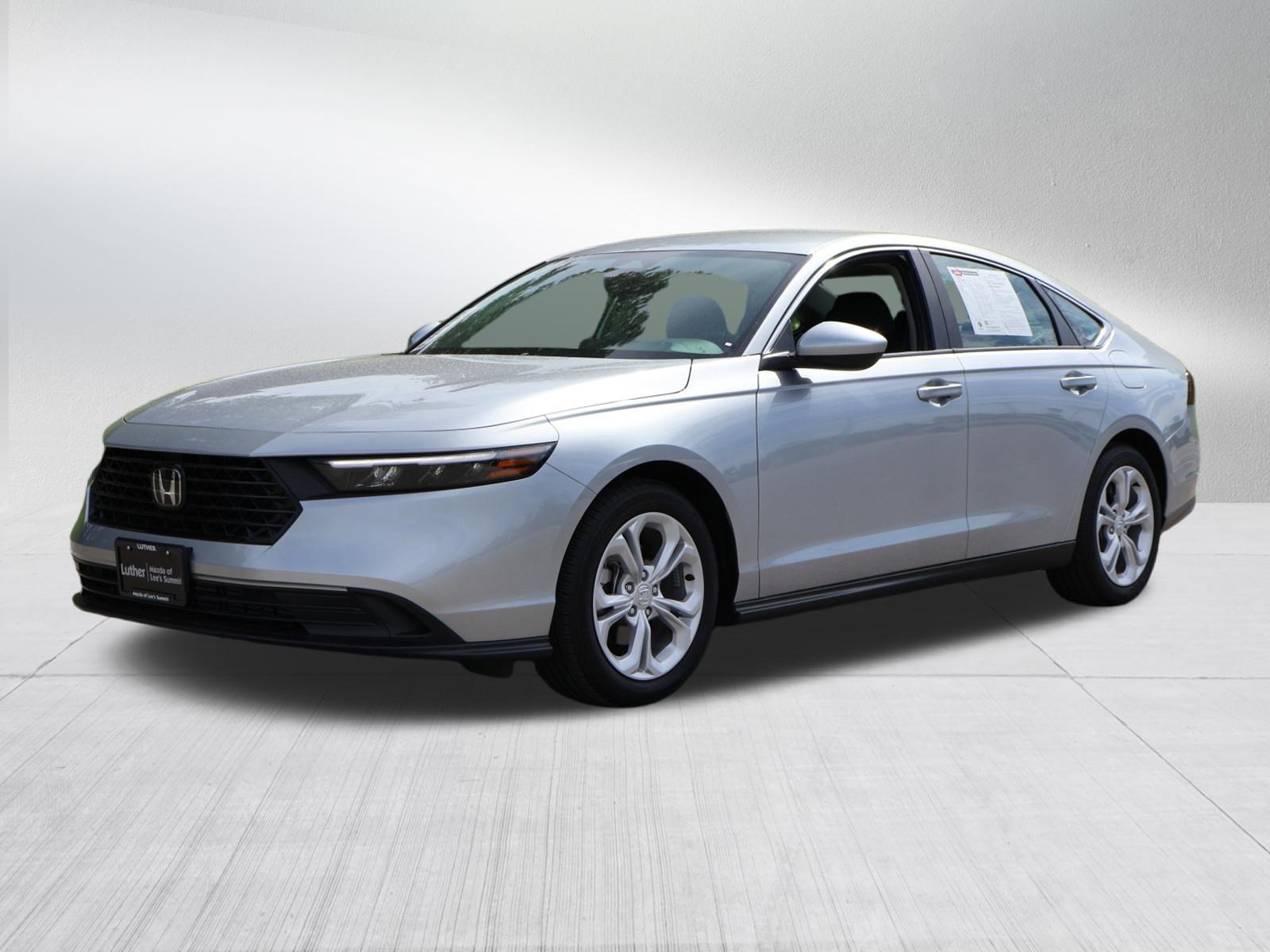 Used 2025 Honda Accord LX image 3
