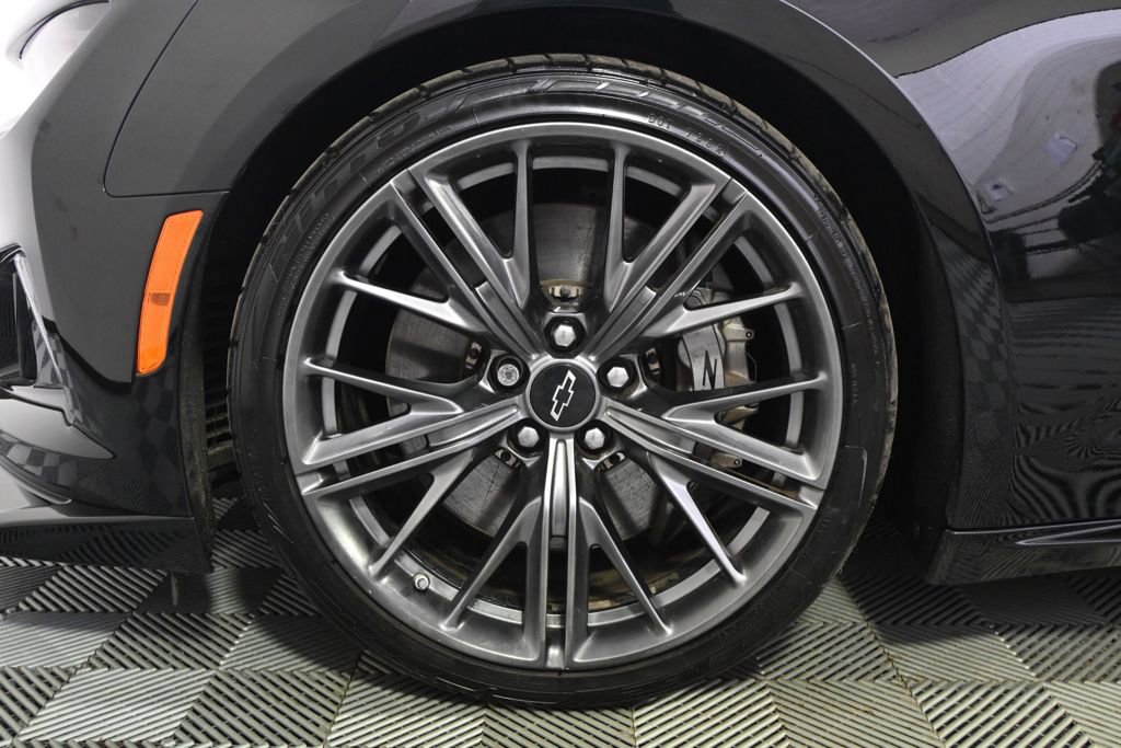 Used 2021 Chevrolet Camaro ZL1 image 24