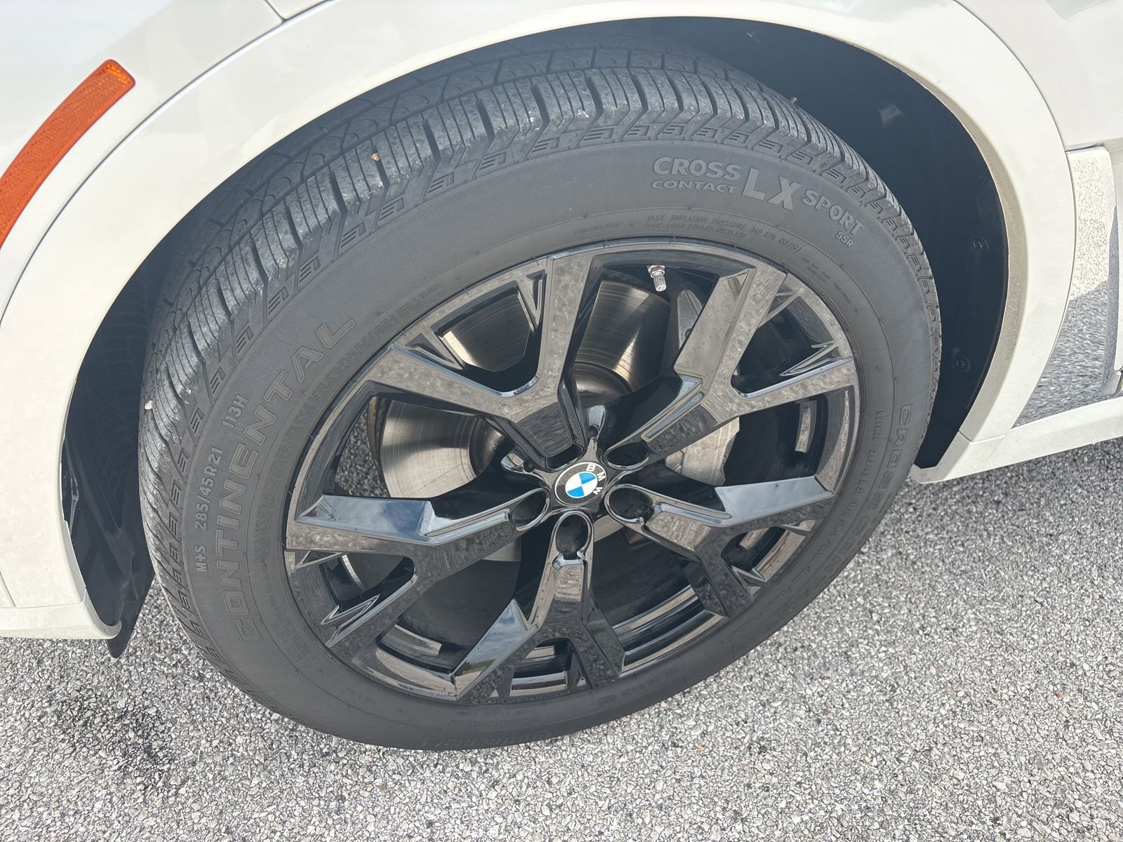 Used 2026 BMW X7 xDrive40i w/ Premium Package AWD/4WD image 38