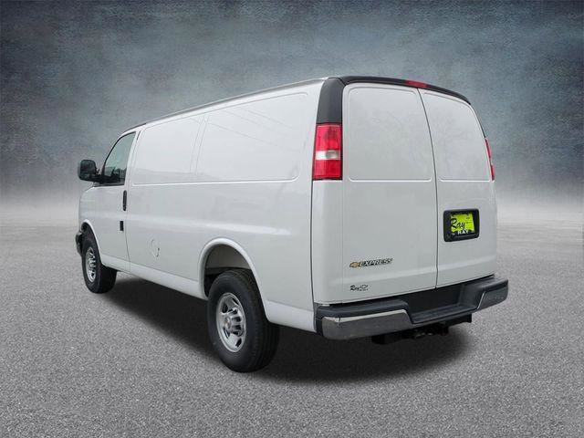 New 2026 Chevrolet Express 2500 w/ Driver Convenience Package RWD image 6