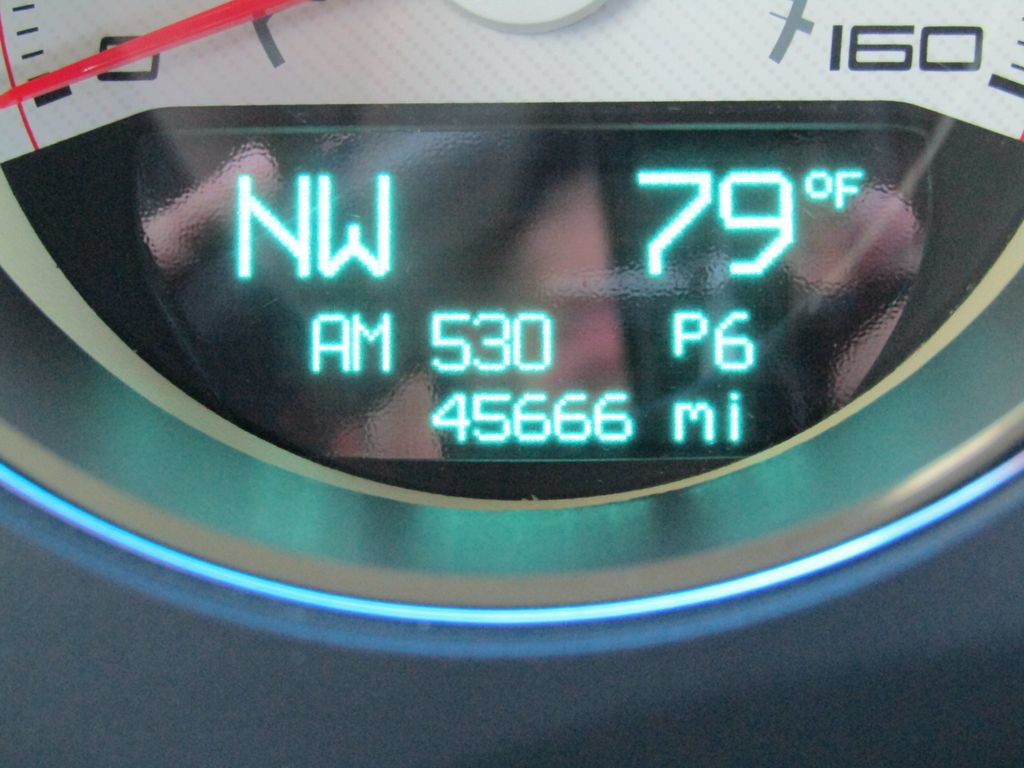 Used 2014 Dodge Challenger R/T RWD image 17