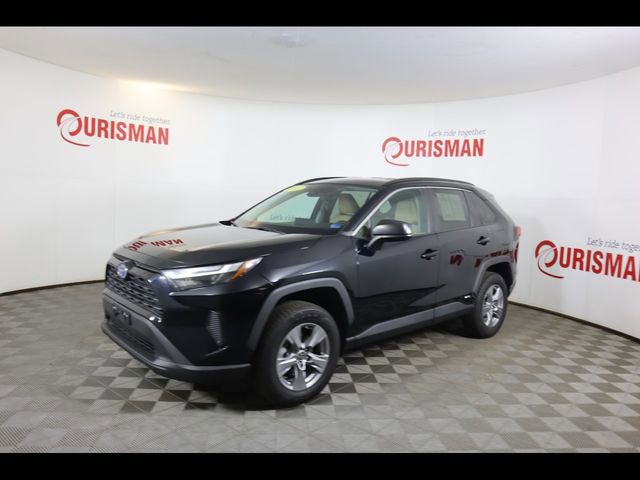 Used 2023 Toyota RAV4 LE image 5