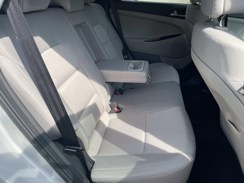 Used 2018 Hyundai Tucson SEL w/ Cargo Package FWD image 19