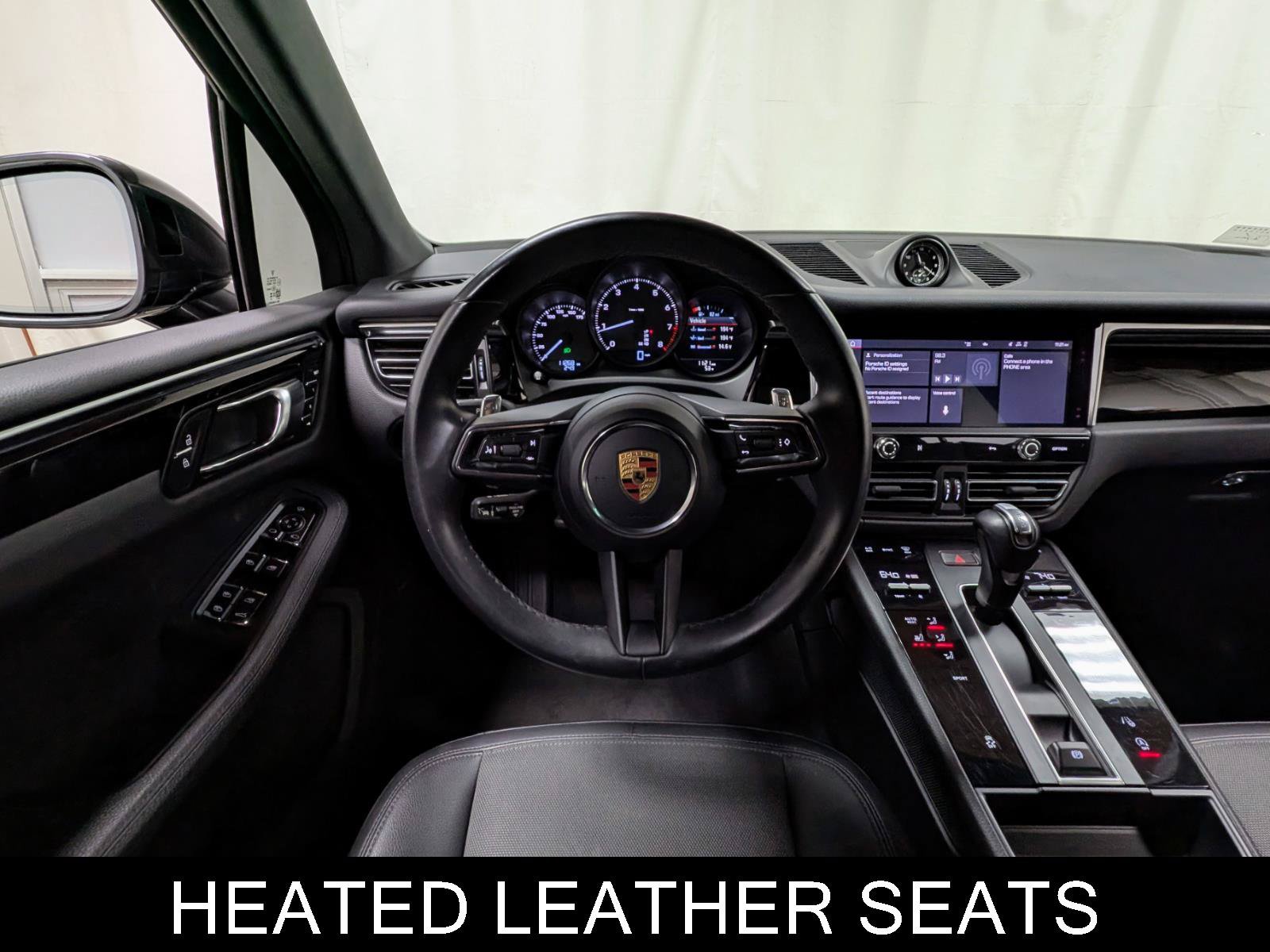 Used 2024 Porsche Macan AWD/4WD image 2