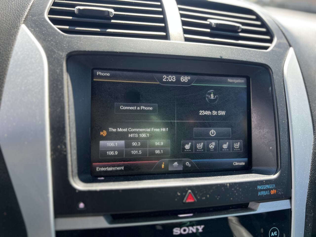 Used 2015 Ford Explorer Limited w/ Equipment Group 301A image 13