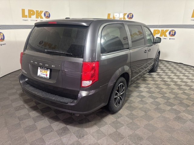Used 2015 Dodge Grand Caravan SXT w/ Blacktop Package image 3