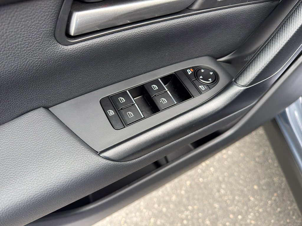 Used 2024 MAZDA CX-50 AWD 2.5 S w/ Cargo Package image 10