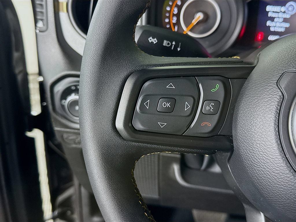 Used 2024 Jeep Wrangler Sport AWD/4WD image 19