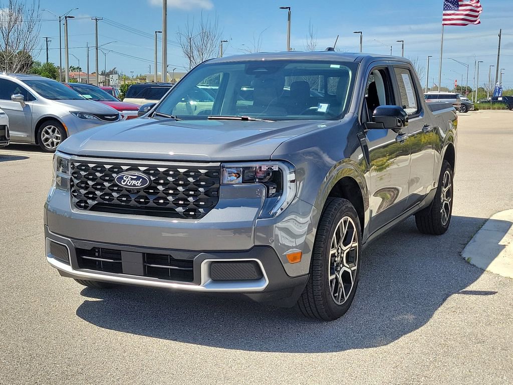 Used 2025 Ford Maverick Lariat image 9