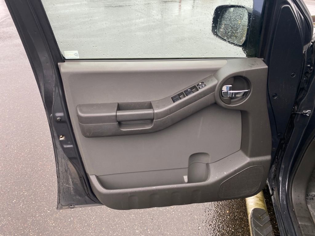 Used 2012 Nissan Xterra S w/ Value Package image 15