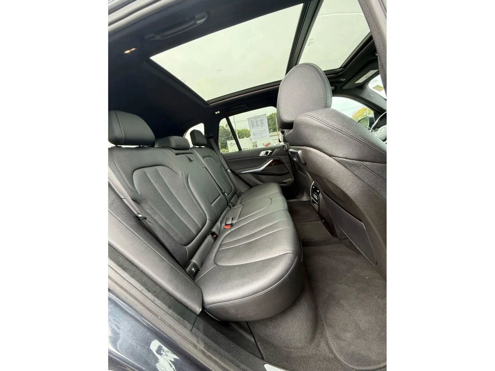 Used 2020 BMW X5 xDrive40i w/ Convenience Package image 12