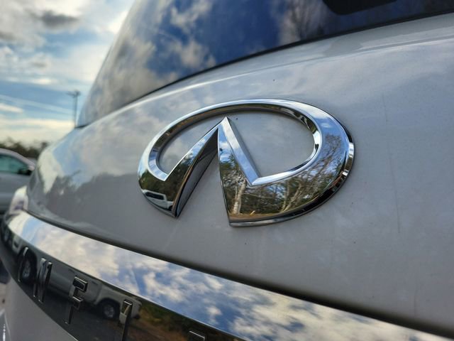 Used 2024 INFINITI QX80 Sensory image 8