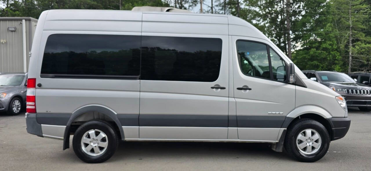 Used 2008 Dodge Sprinter 2500 RWD image 5