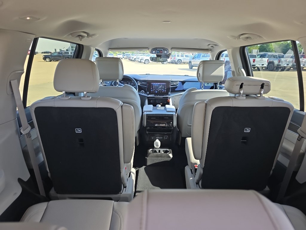 Used 2023 Jeep Wagoneer Series II w/ Flexible Seating Group AWD/4WD image 15
