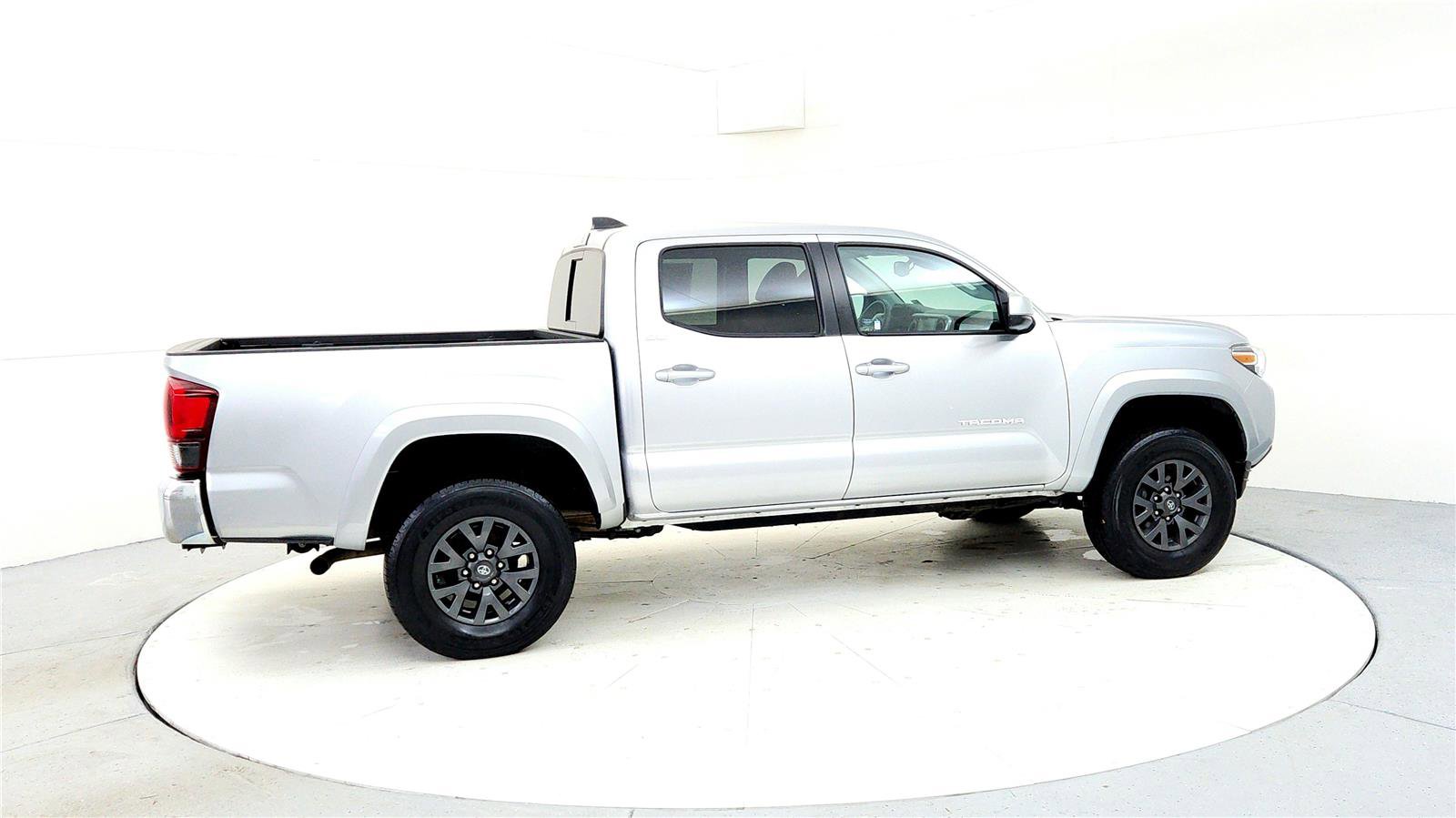 Certified 2023 Toyota Tacoma SR5 image 6