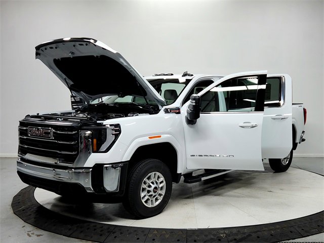 New 2026 GMC Sierra 2500 SLE w/ SLE Value Package; image 11