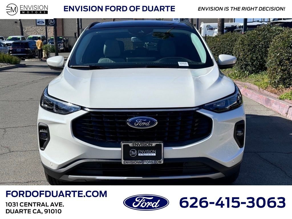 New 2025 Ford Escape SE image 4