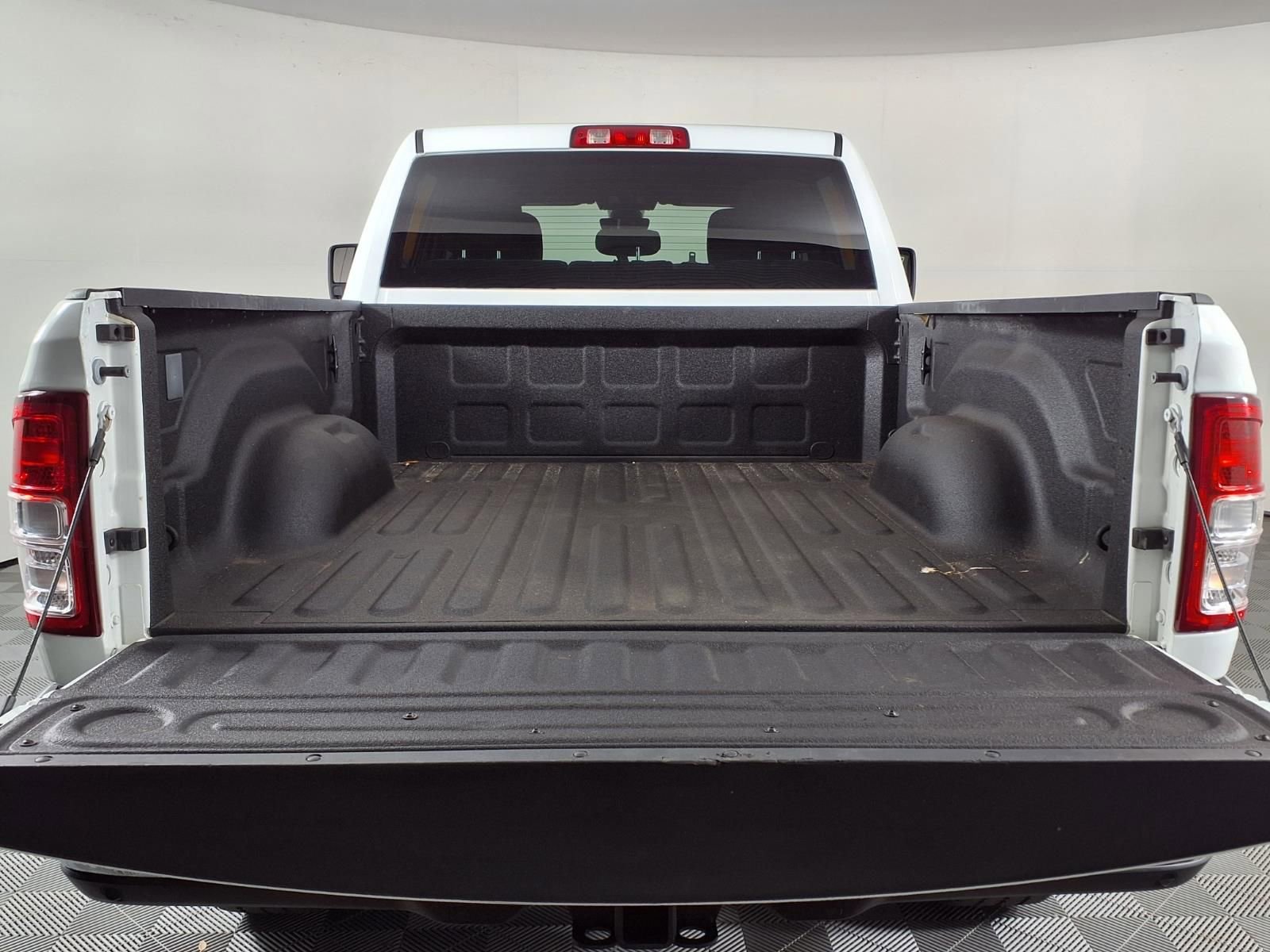 Used 2024 RAM 2500 Big Horn w/ Off Road Package AWD/4WD image 14