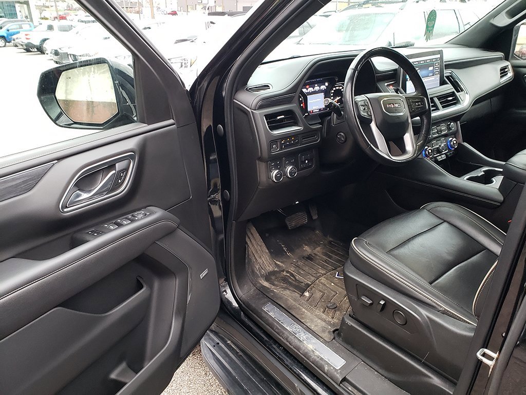 Used 2021 GMC Yukon XL SLT image 6