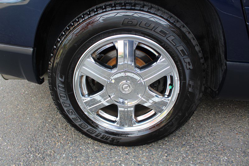 Used 2005 Chrysler Pacifica Touring image 30
