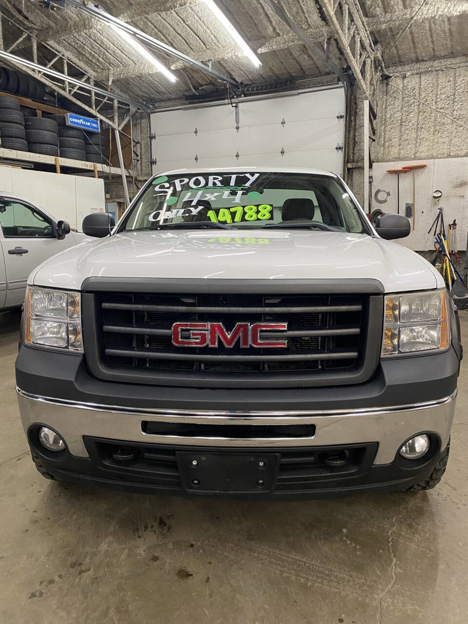 Used 2013 GMC Sierra 1500 W/T AWD/4WD image 5