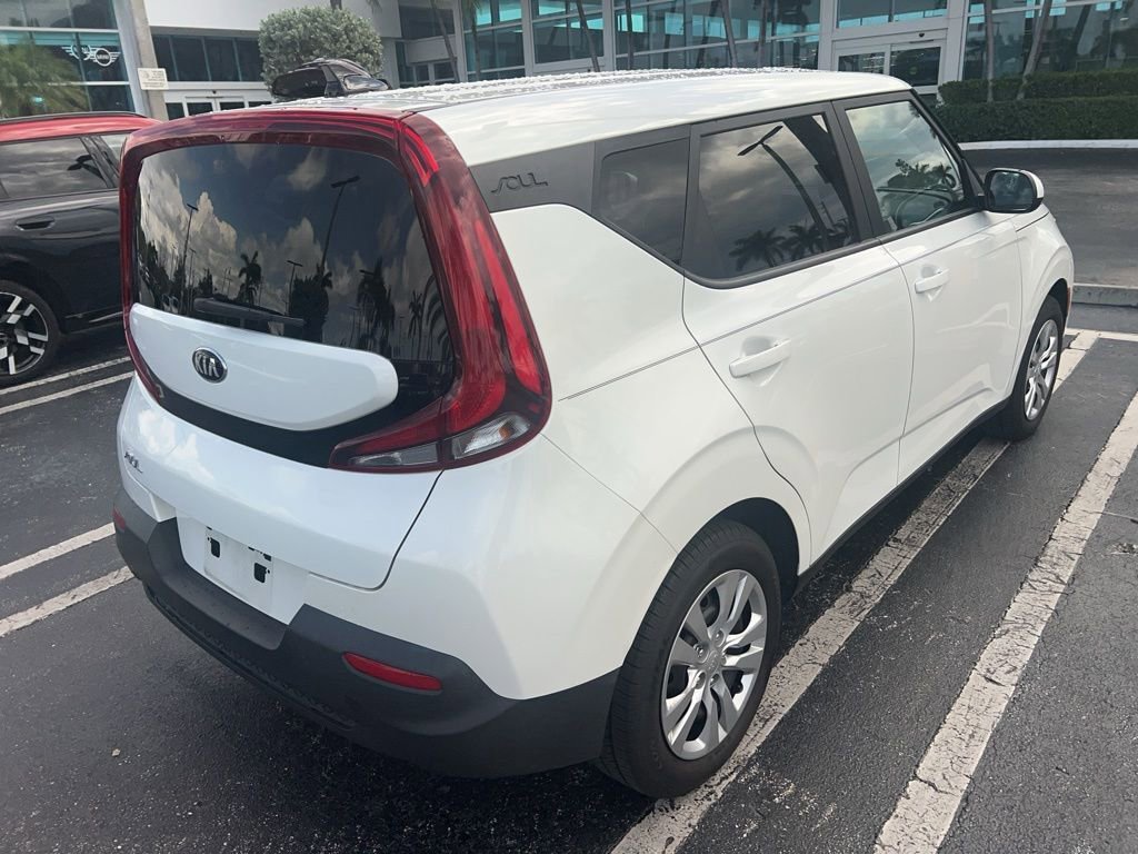 Used 2021 Kia Soul LX image 6