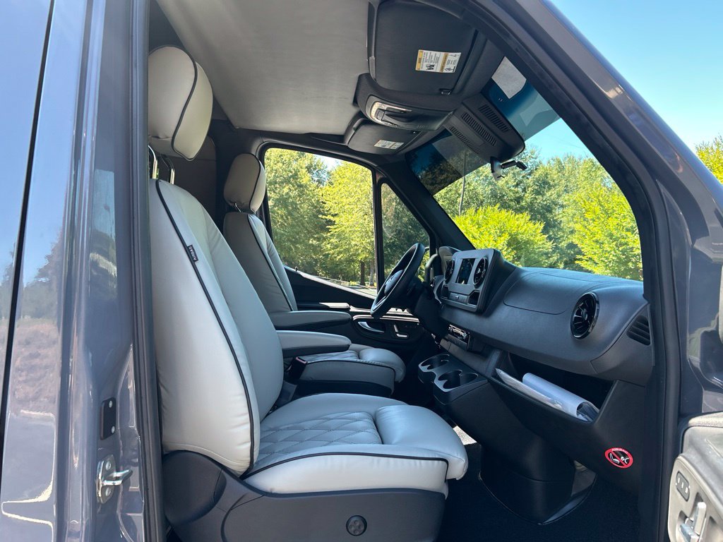 Used 2022 Mercedes-Benz Sprinter 2500 image 79